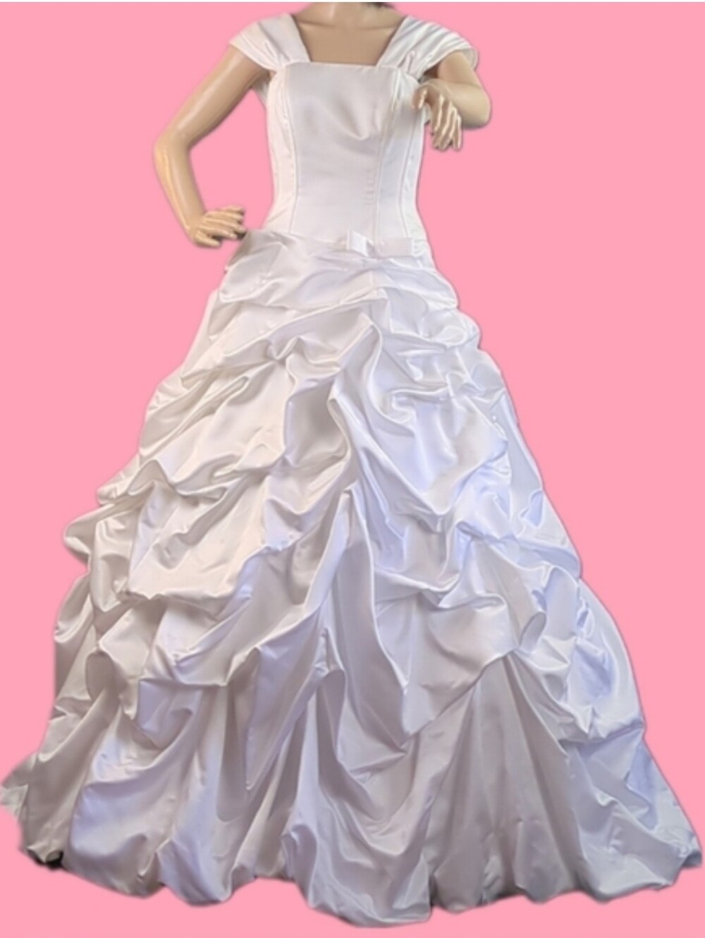 David's Bridal Wedding Dress - Picture 2 of 16